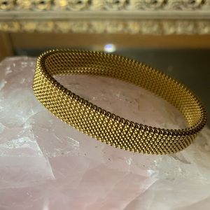 Stainless Steel Gold Colored Mesh Bracelet - Vertu Collecti